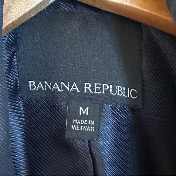 BANANA REPUBLIC Water-Resistant Drum Tie-Sleeve Hip-Length Trench in Navy — M - Picture 3 of 6